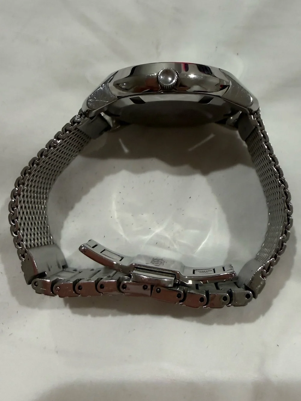 Movado Silver Mesh Bracelet Watch with White Dial (Model 3600260)